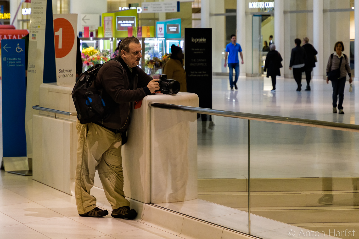 Straatfotograaf in Shopping Mall